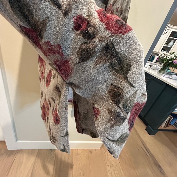 GUC Audrey 3+1 kimono size OS. - Picture 7 of 8